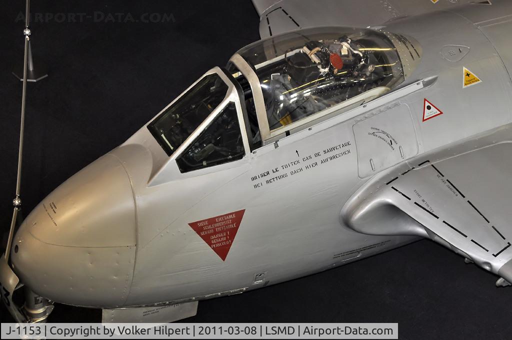J-1153, De Havilland (FFA) Vampire FB.6 (DH-100) C/N 662, at Dübendorf