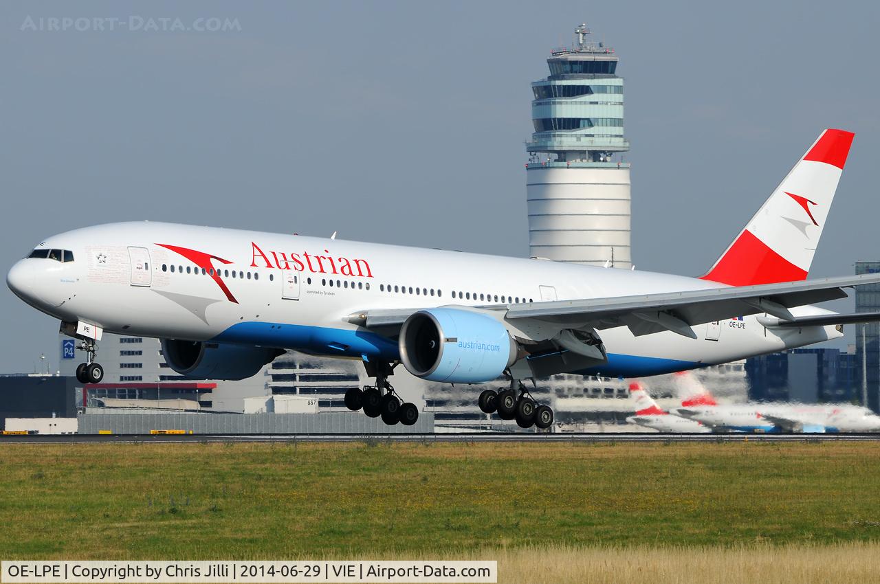OE-LPE, 1998 Boeing 777-2Q8/ER C/N 27607, Austrian Airlines