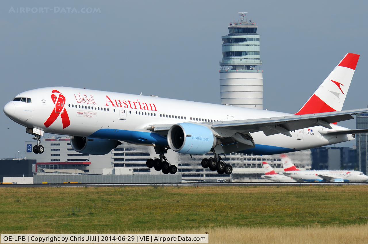 OE-LPB, 1998 Boeing 777-2Z9/ER C/N 28699, Austrian Airlines