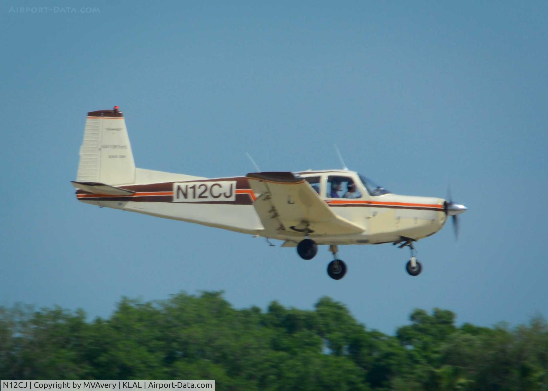 N12CJ, 1969 SIAI-Marchetti S.205/22R C/N 4-184, 2014 Sun n Fun Parade of Planes