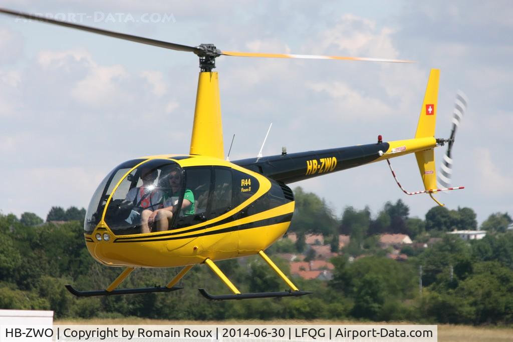 HB-ZWO, 2008 Robinson R44 Raven II C/N 12356, To refueling