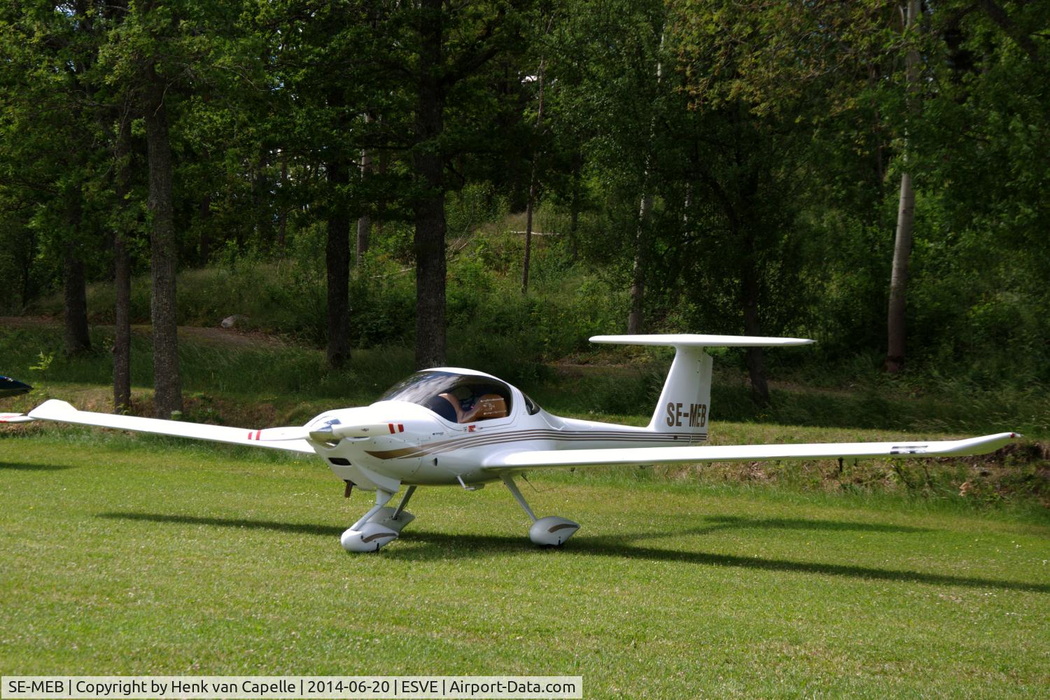 SE-MEB, 2010 Diamond DA-20-C1 Eclipse C/N C0559, Diamond DA-20C1 of Linköpings Flygklubb parked at Stegeborg airfield, Sweden