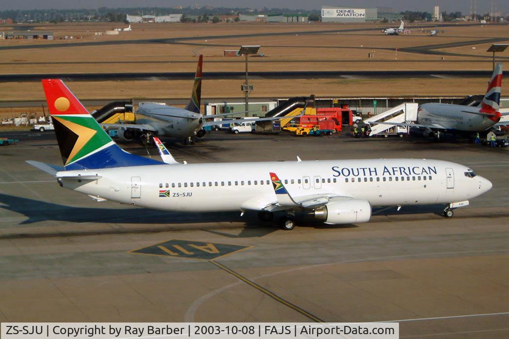 ZS-SJU, 2003 Boeing 737-844 C/N 32634, Boeing 737-844 [32634] (South African Airways) Johannesburg Int~ZS 08/10/2003
