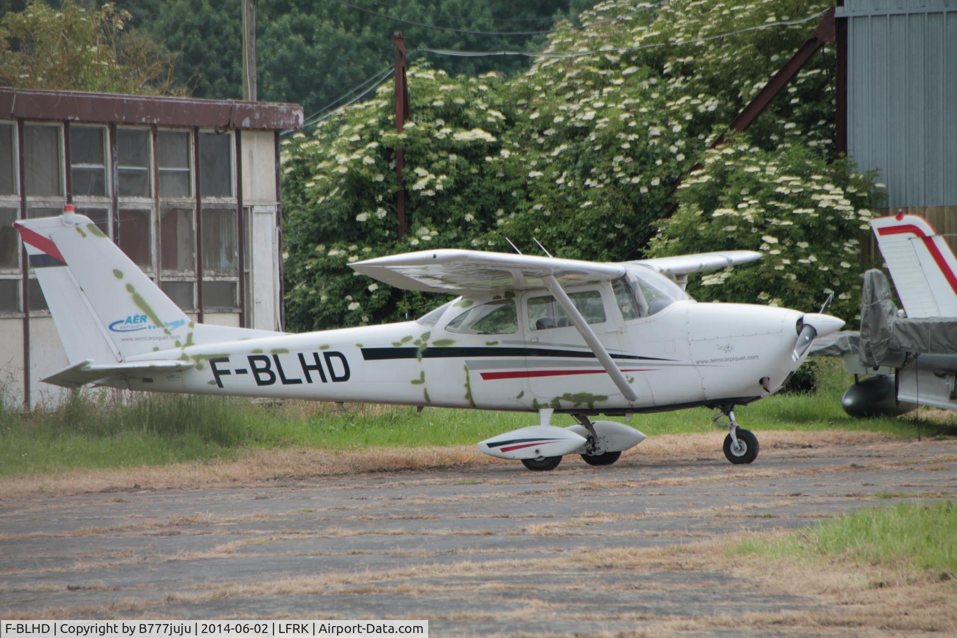 F-BLHD, 1963 Cessna 172D C/N 17250009, at Caen