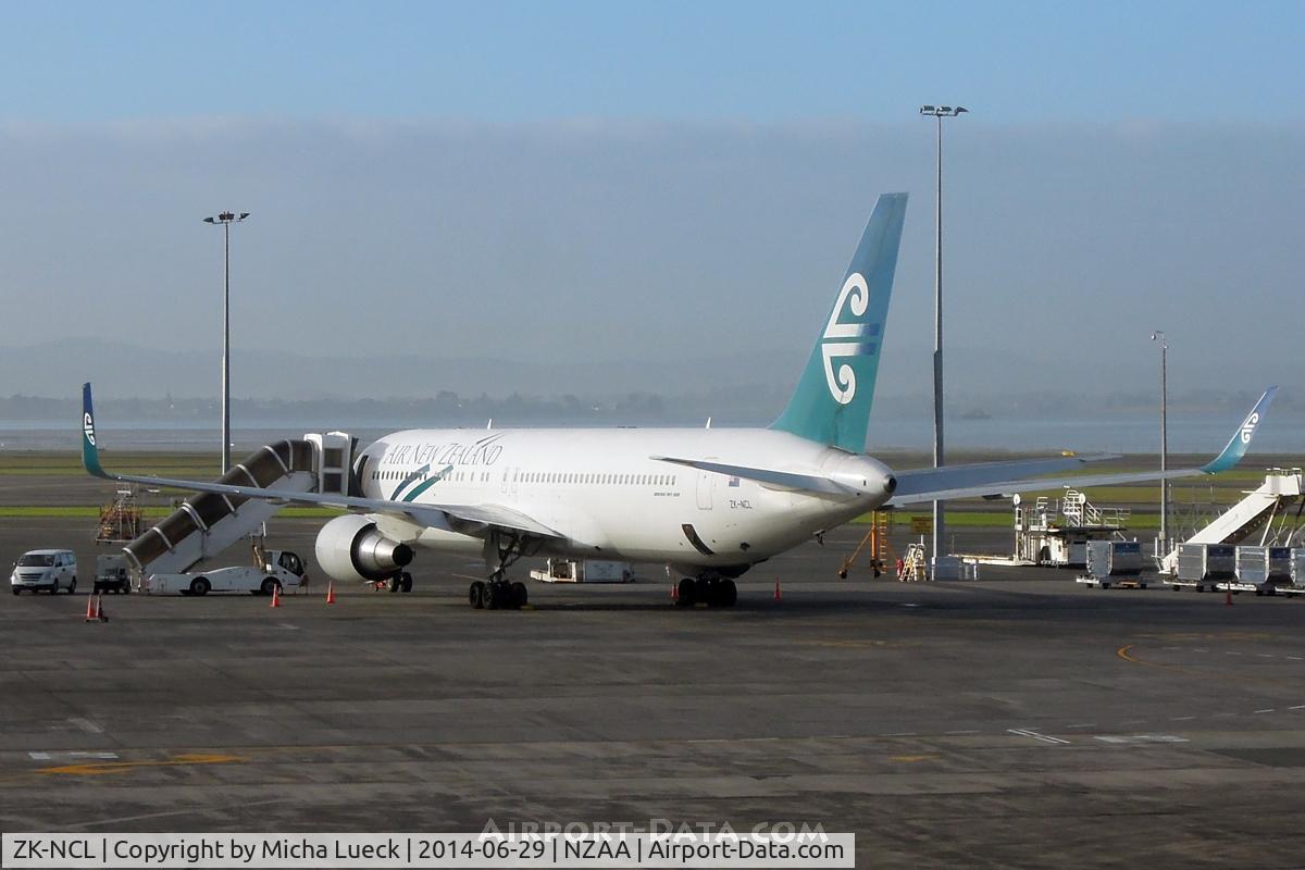 ZK-NCL, 1997 Boeing 767-319/ER C/N 28745, At Auckland