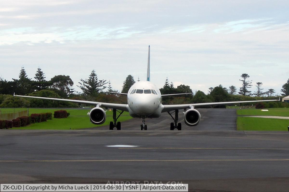ZK-OJD, 2003 Airbus A320-232 C/N 2130, At Norfolk Island (Burnt Pine)