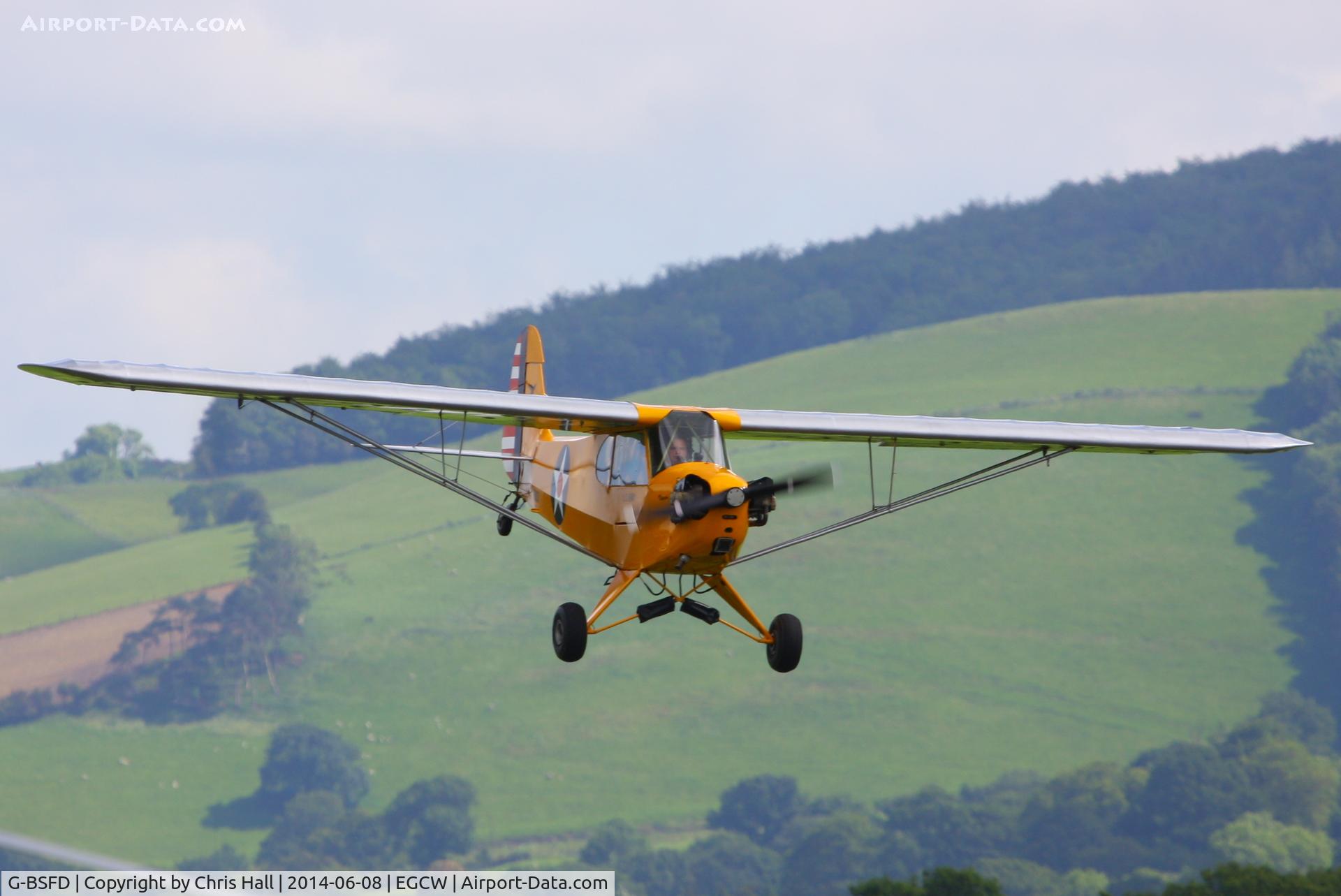G-BSFD, 1946 Piper J3C-65 Cub Cub C/N 16037, visitor at Welshpool