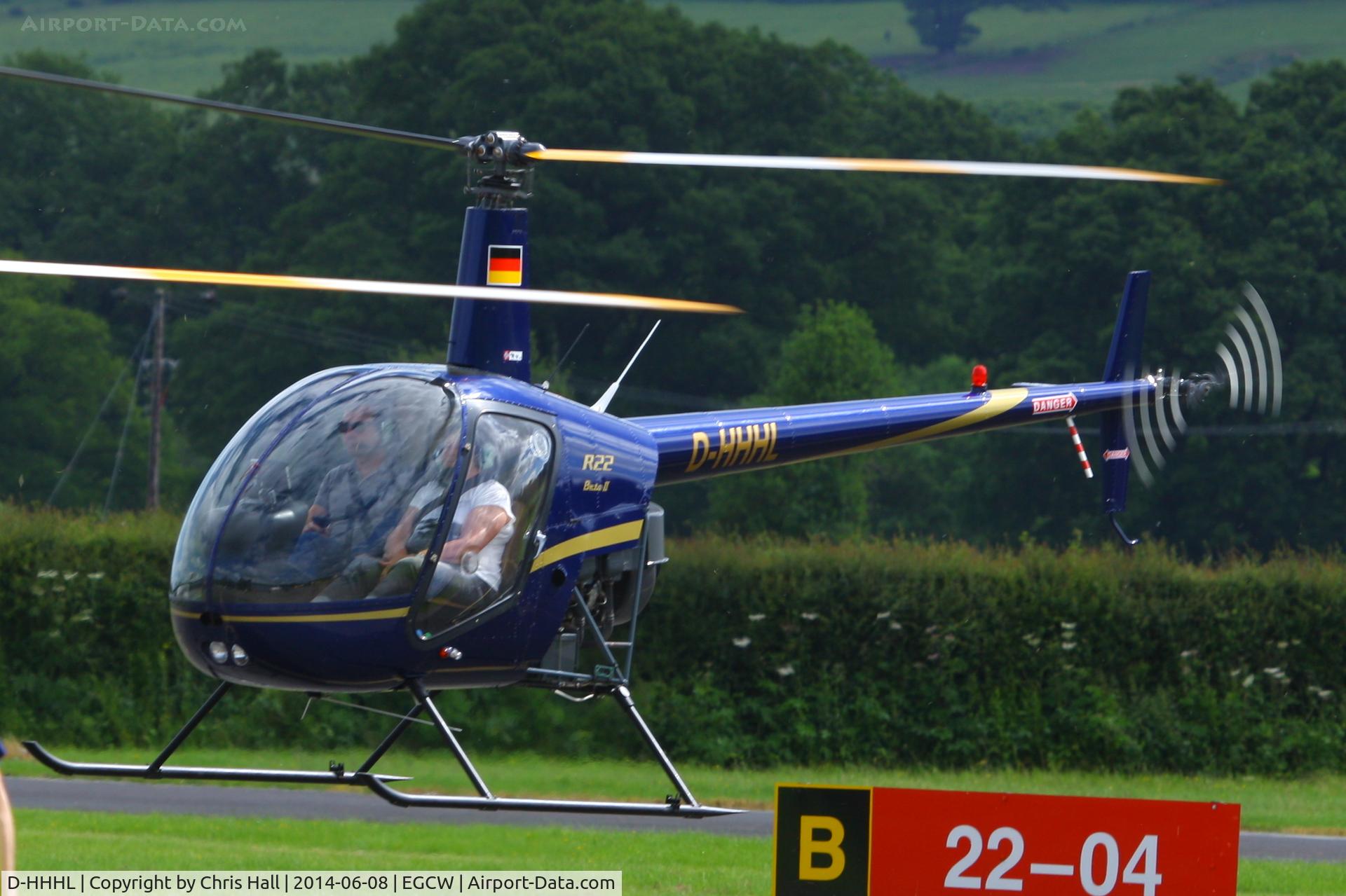 D-HHHL, Robinson R22 Beta II C/N 3215, visitor at Welshpool