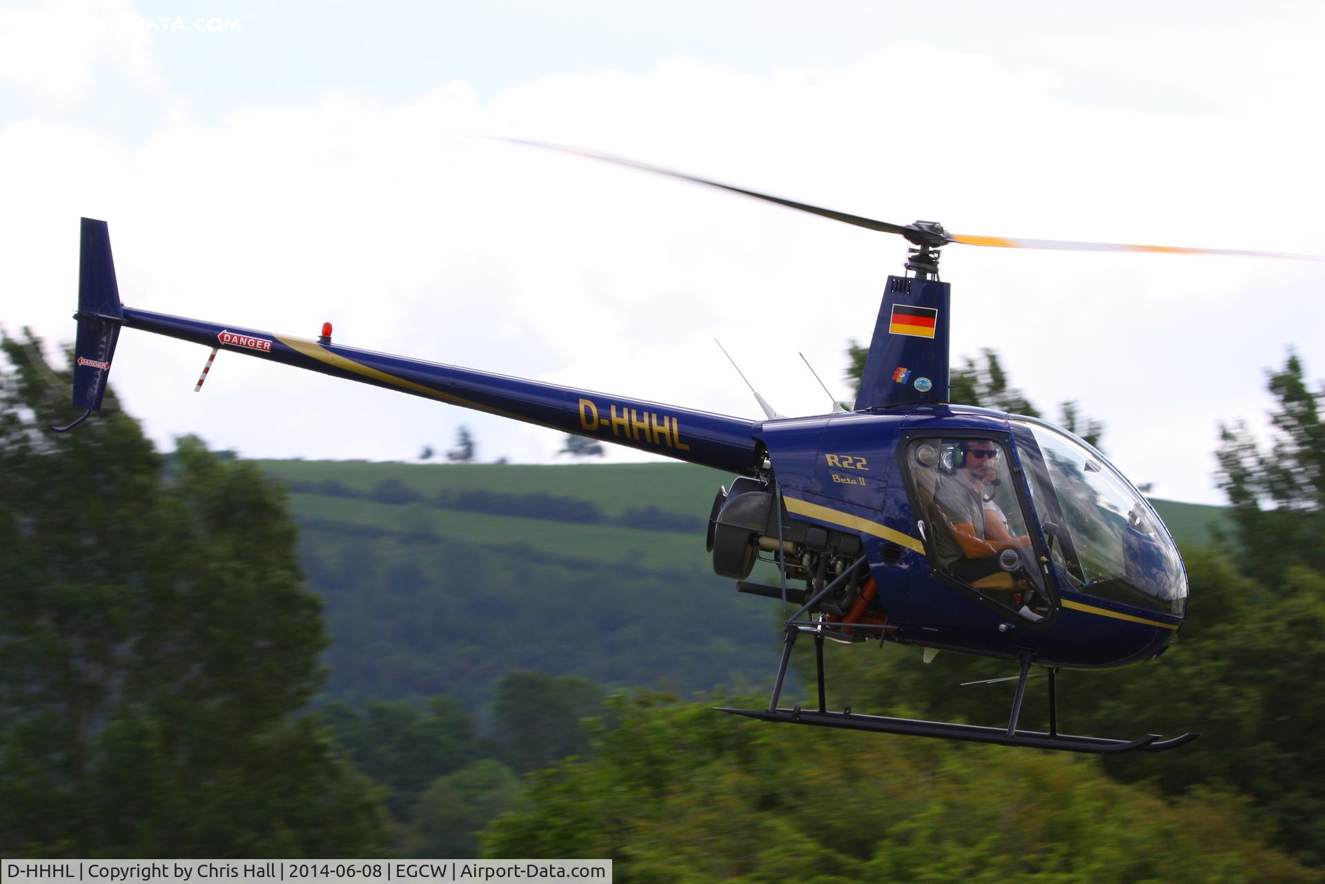 D-HHHL, Robinson R22 Beta II C/N 3215, visitor at Welshpool