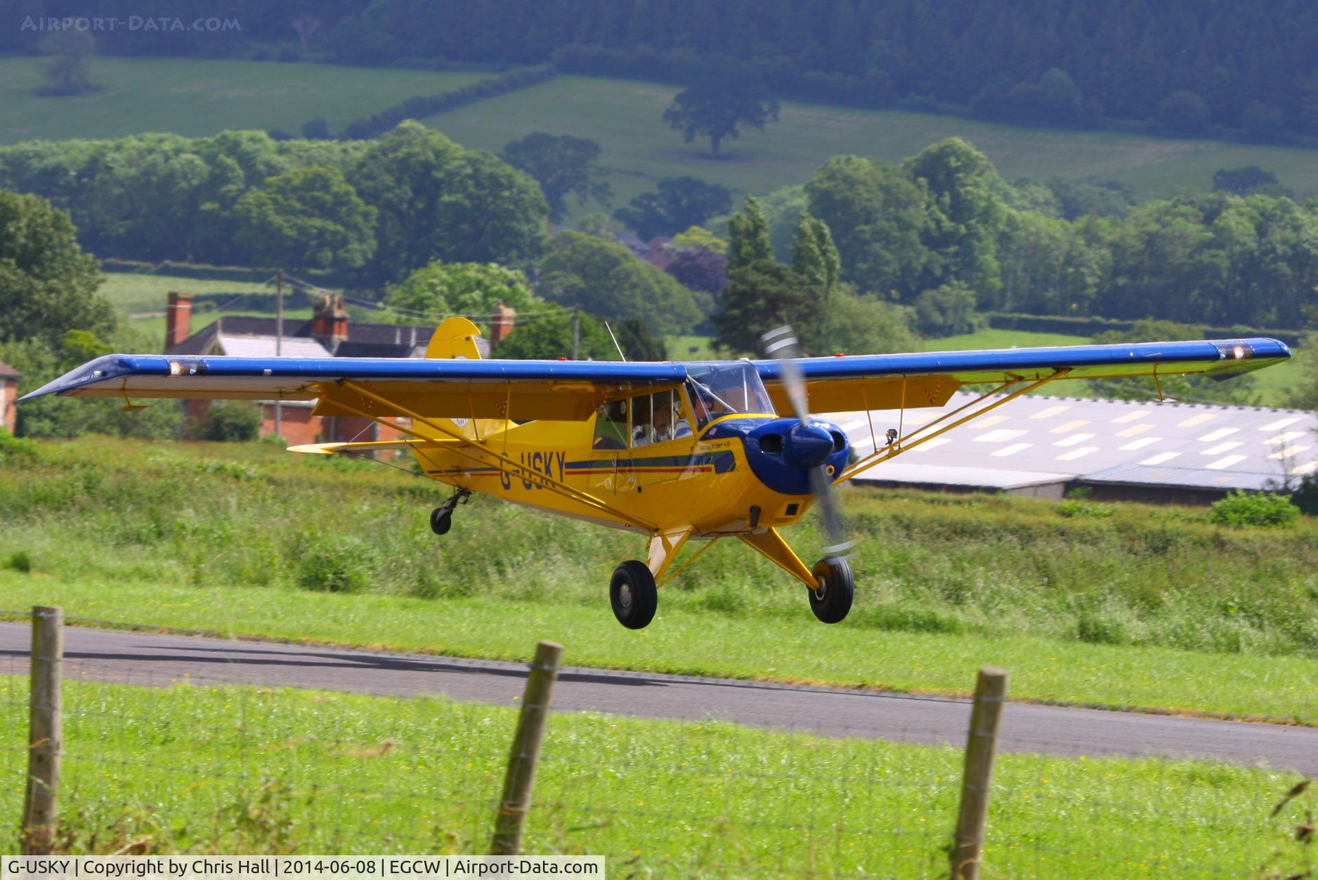 G-USKY, 2004 Aviat A-1B Husky C/N 2261, visitor at Welshpool