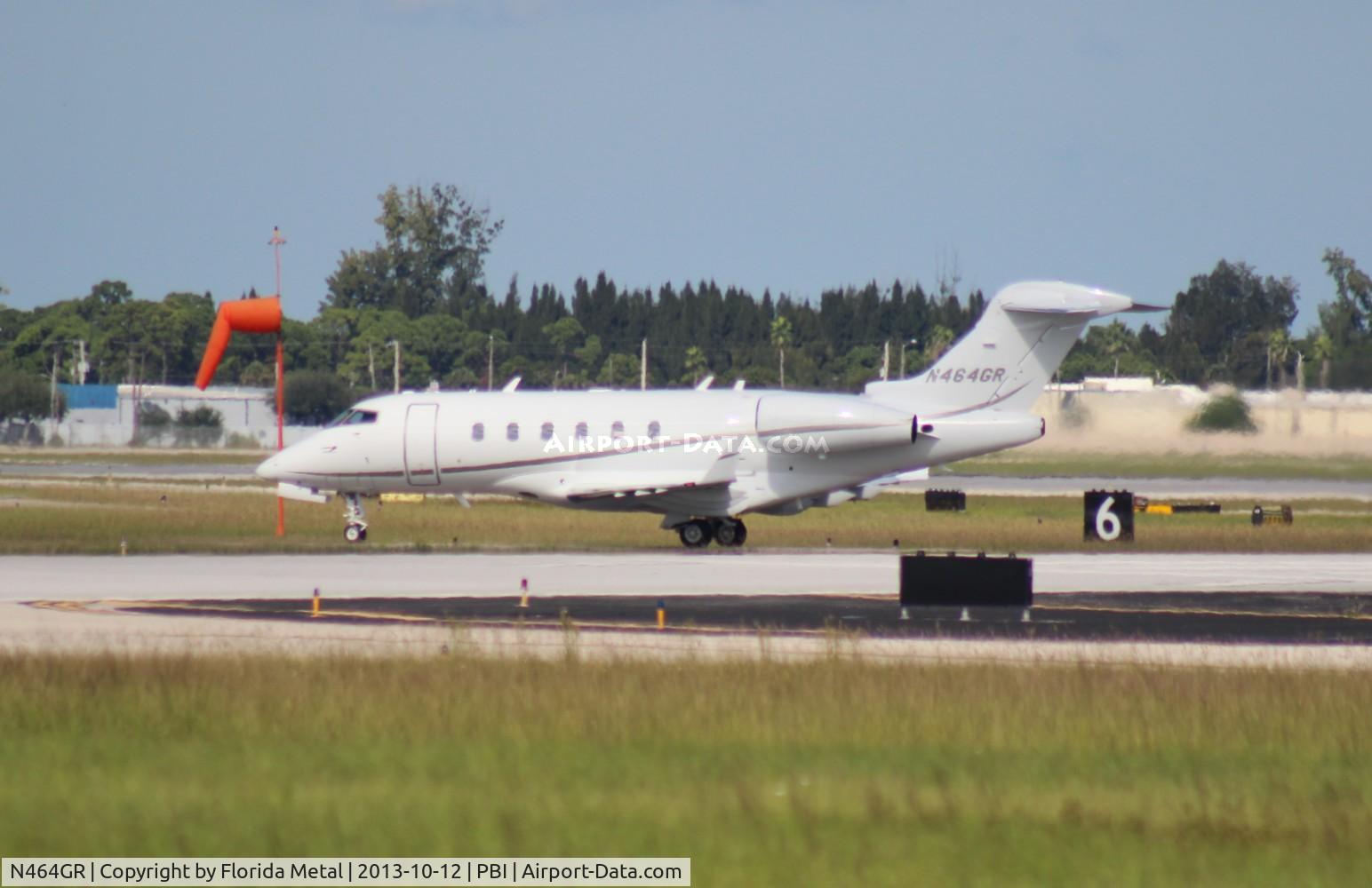 N464GR, 2009 Bombardier Challenger 300 (BD-100-1A10) C/N 20316, Challenger 300