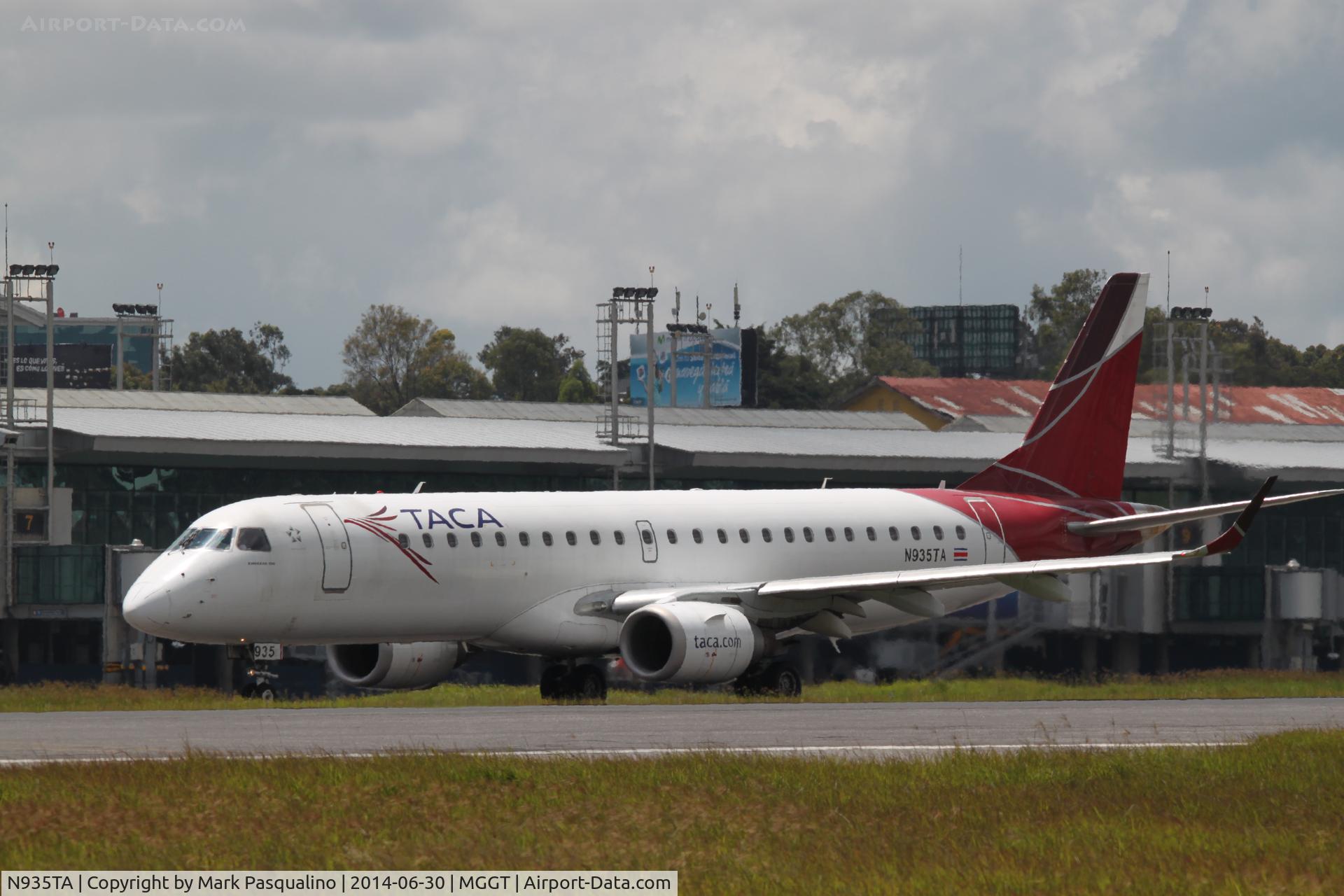 N935TA, Embraer ERJ-190-100 IGW 190AR C/N 19000205, ERJ-190-100 IGW