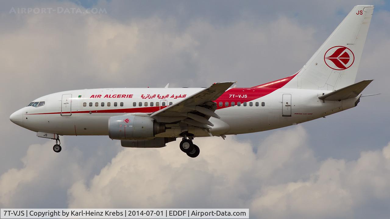 7T-VJS, 2002 Boeing 737-6D6 C/N 30210, Final RWY 25L