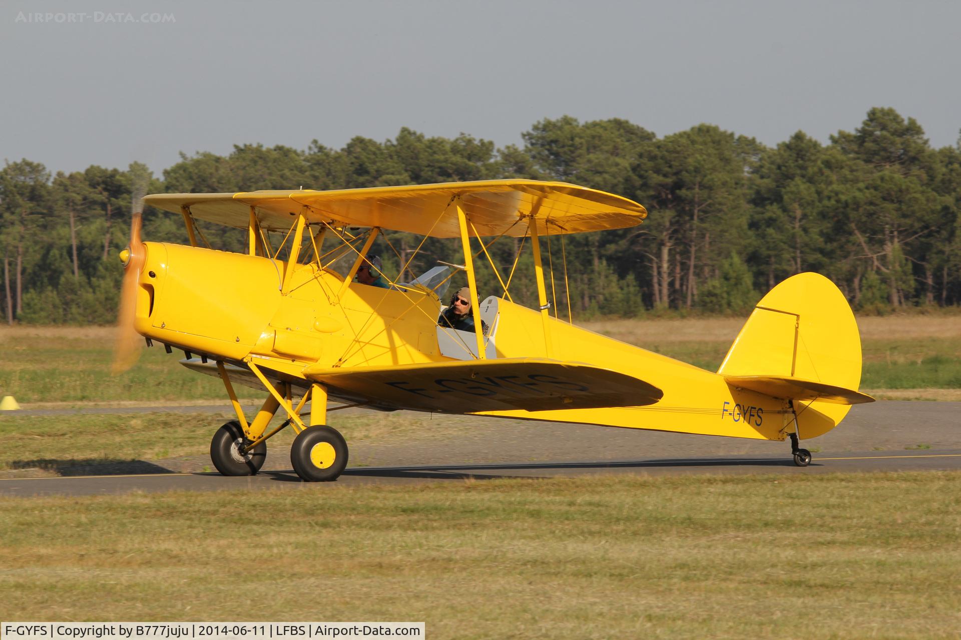 F-GYFS, Stampe-Vertongen SV-4C C/N 1132, at Biscarros