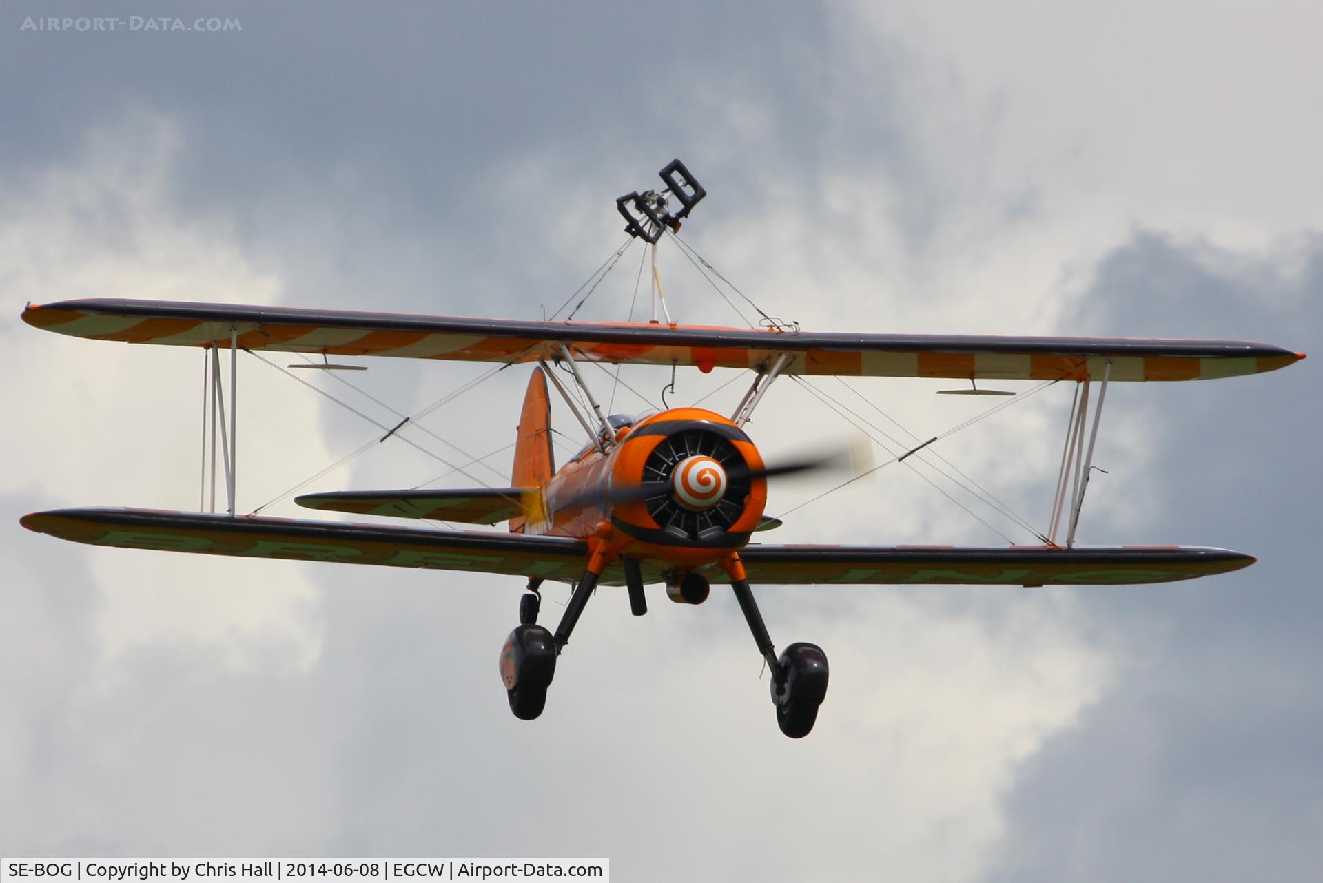 SE-BOG, 1942 Boeing N2S-3 Kaydet (B75N1) C/N 75-7128, at the Bob Jones Memorial Airshow, Welshpool