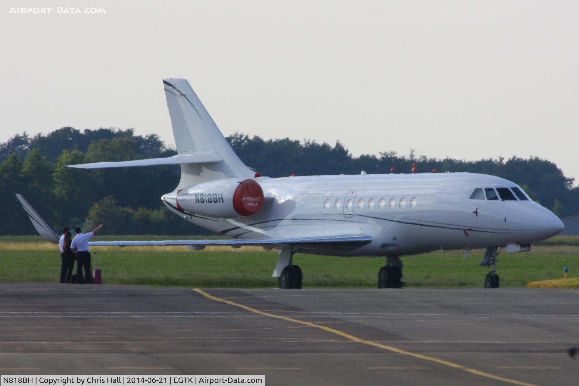 N818BH, 2005 Dassault Falcon 2000EX C/N 57, parked at Oxford