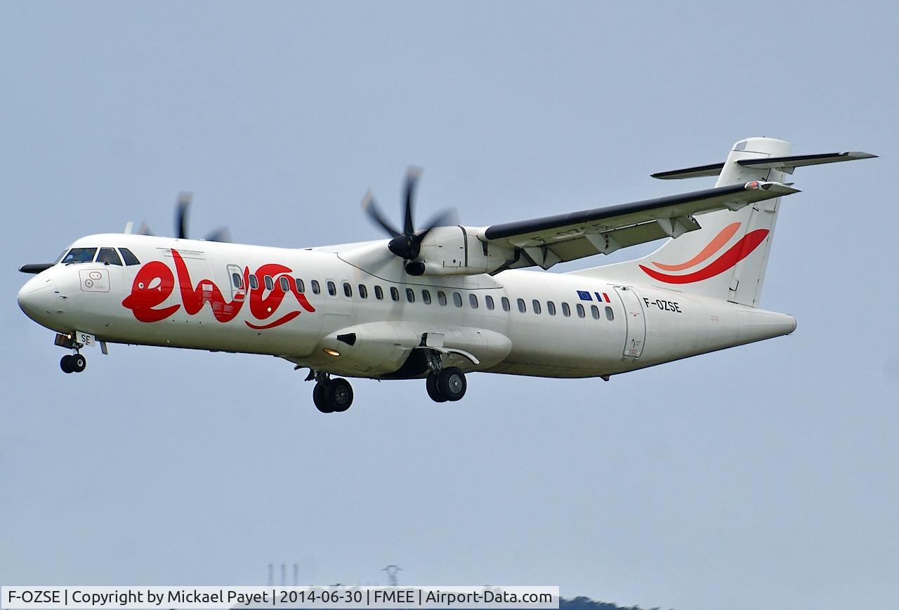 F-OZSE, 2008 ATR 72-212A C/N 813, Final for rwy 14