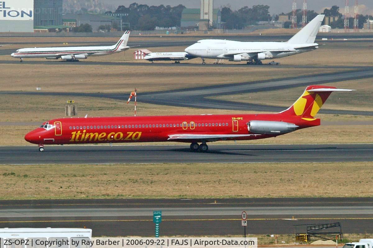 ZS-OPZ, 1988 McDonnell Douglas MD-83 (DC-9-83) C/N 49617, McDonnell Douglas DC-9-83 [49617] (1Time) Johannesburg Int~ZS 22/09/2006