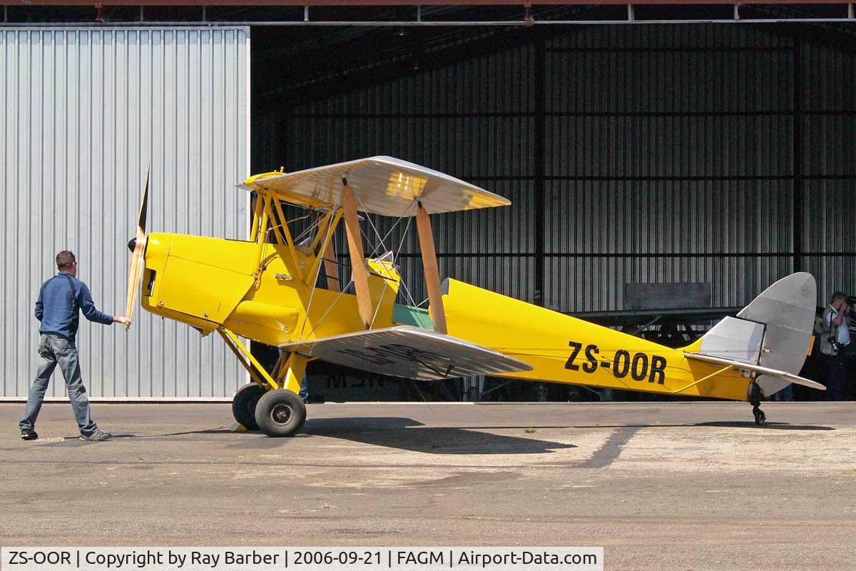 ZS-OOR, De Havilland Australia DH-82A Tiger Moth C/N DHA711, De Havilland DH.82A Tiger Moth [DHA711] Johannesburg-Rand~ZS 21/09/2006