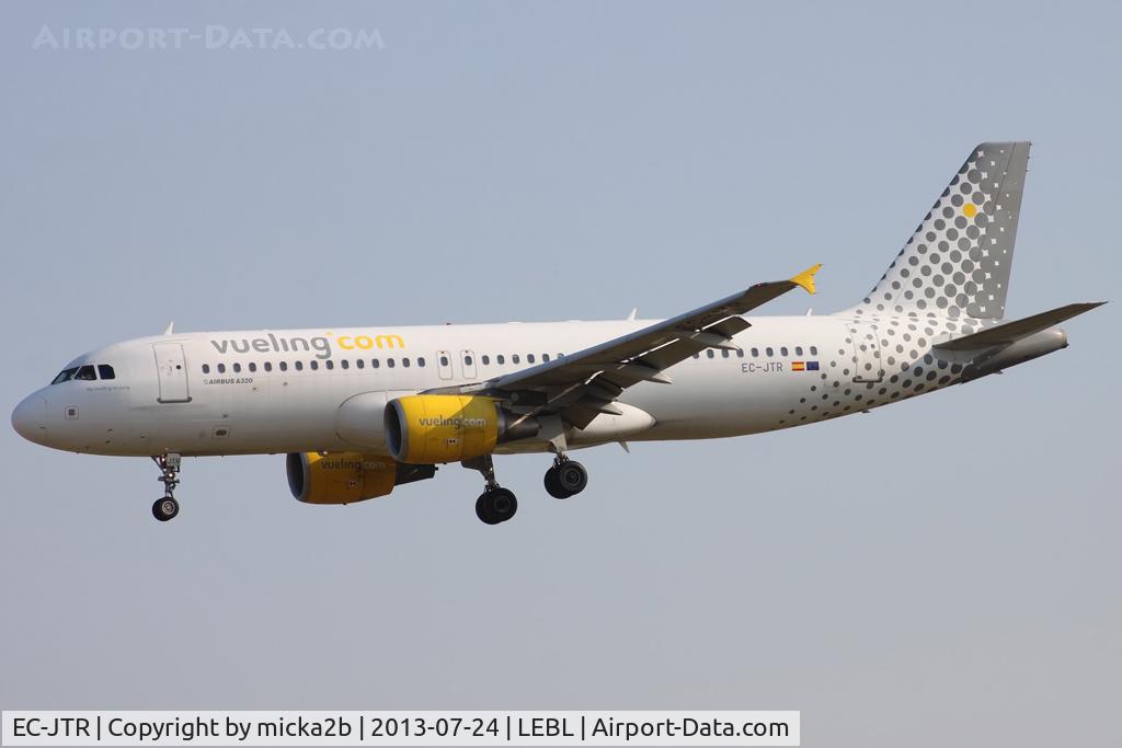 EC-JTR, 2006 Airbus A320-214 C/N 2798, Landing