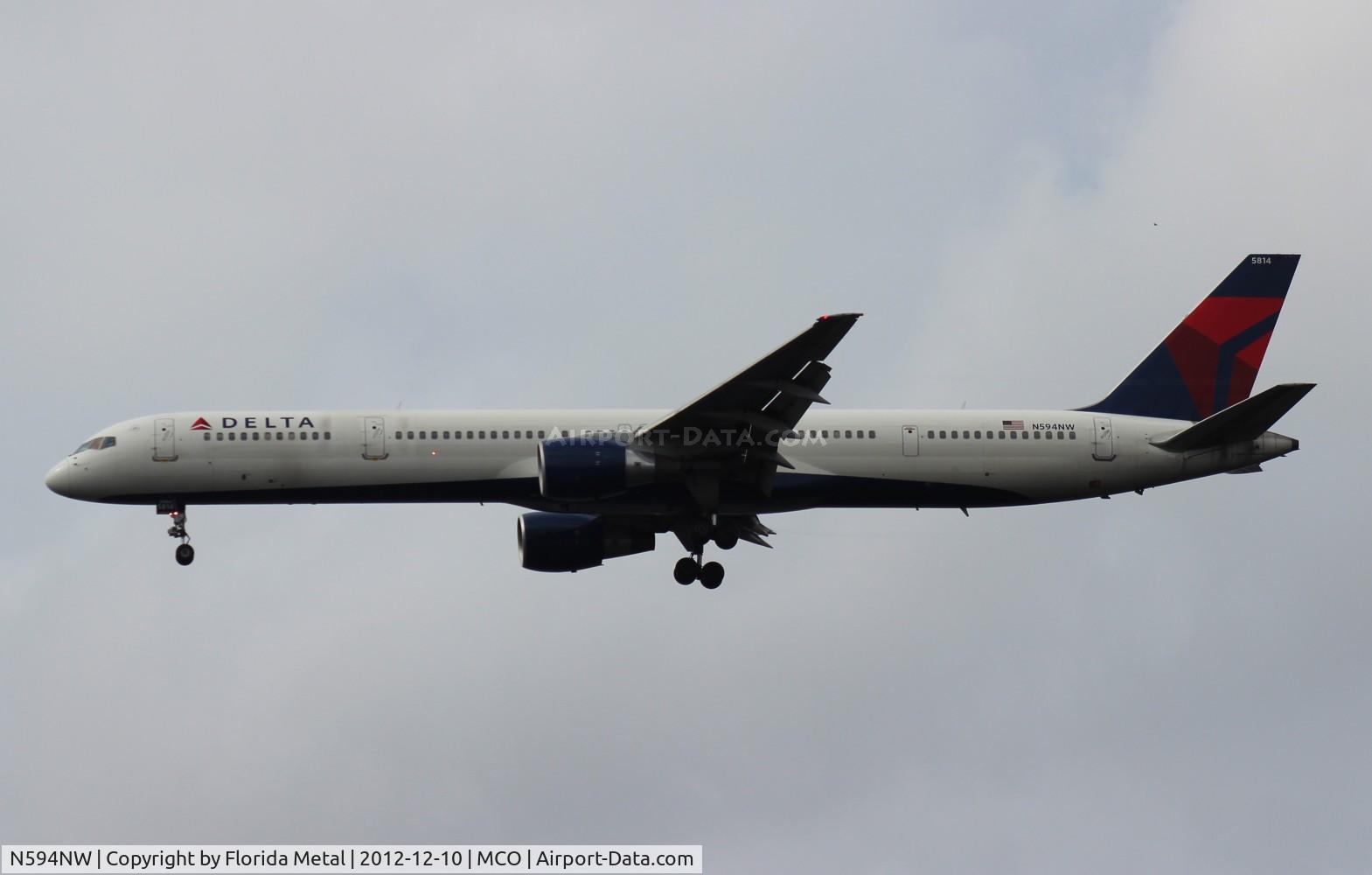 N594NW, 2003 Boeing 757-351 C/N 32994, Delta 757-300