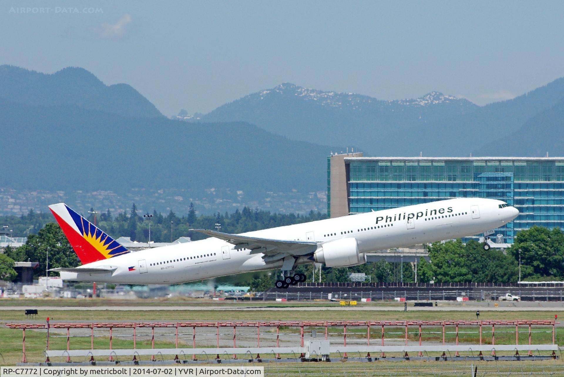 RP-C7772, 2013 Boeing 777-3F6/ER C/N 38719, Departure to YYZ