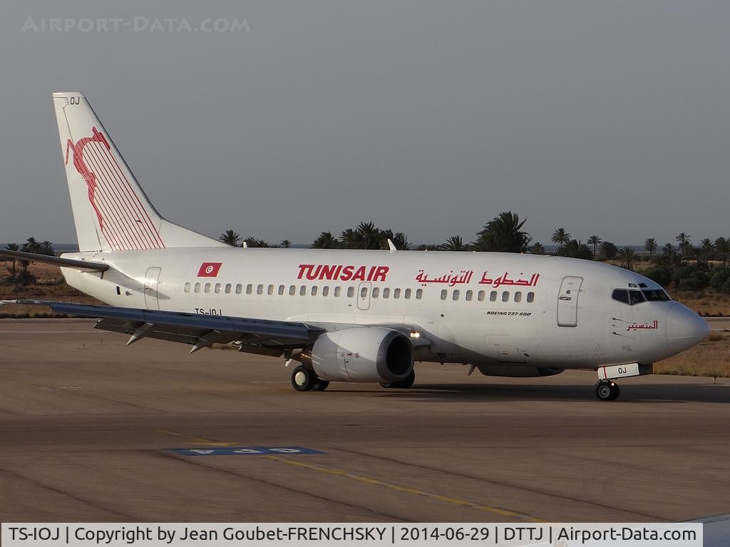 TS-IOJ, 1995 Boeing 737-5H3 C/N 27912, Tunis Air