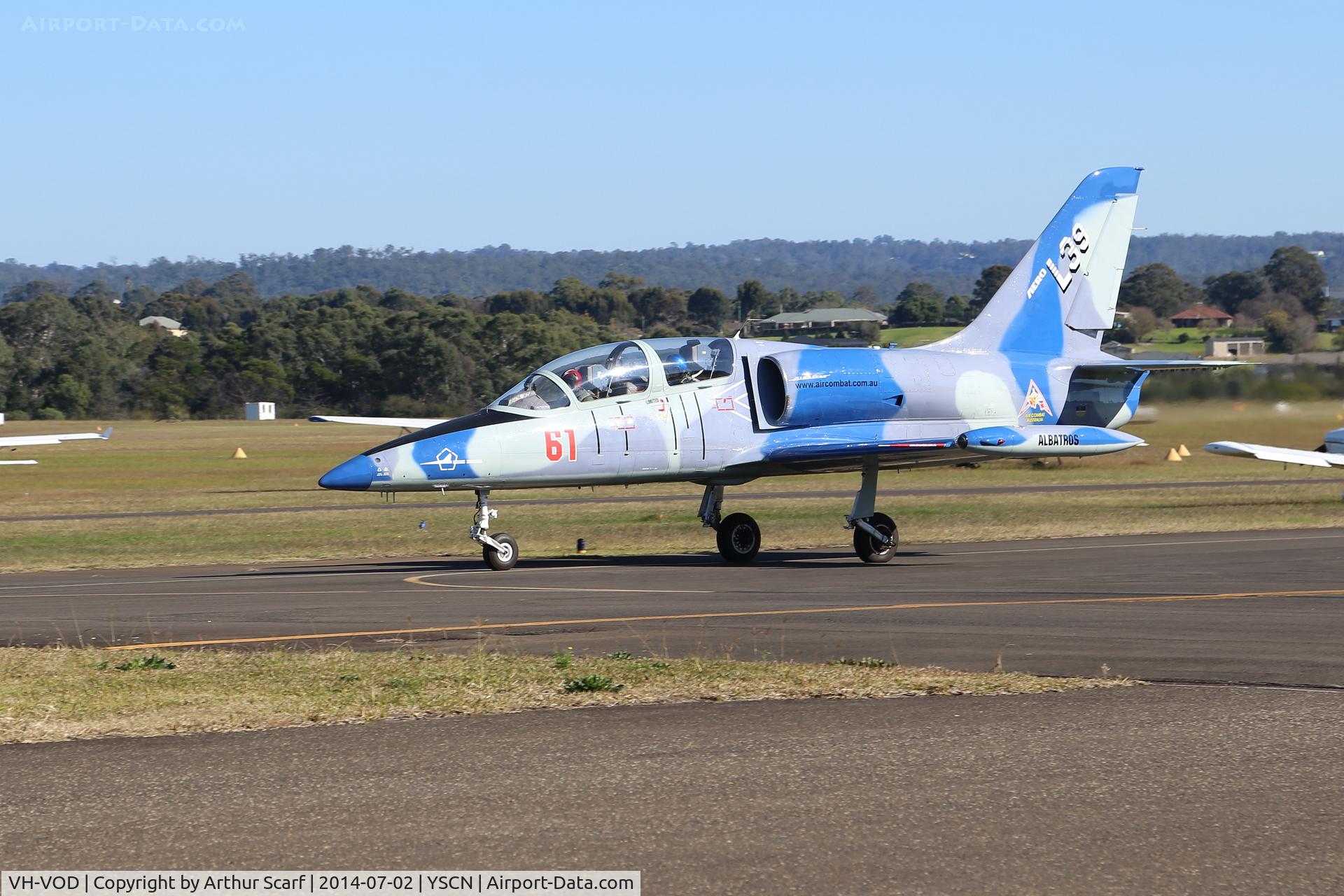 VH-VOD, 1983 Aero L-39C Albatros C/N 332511, Returning to base at Camden NSW