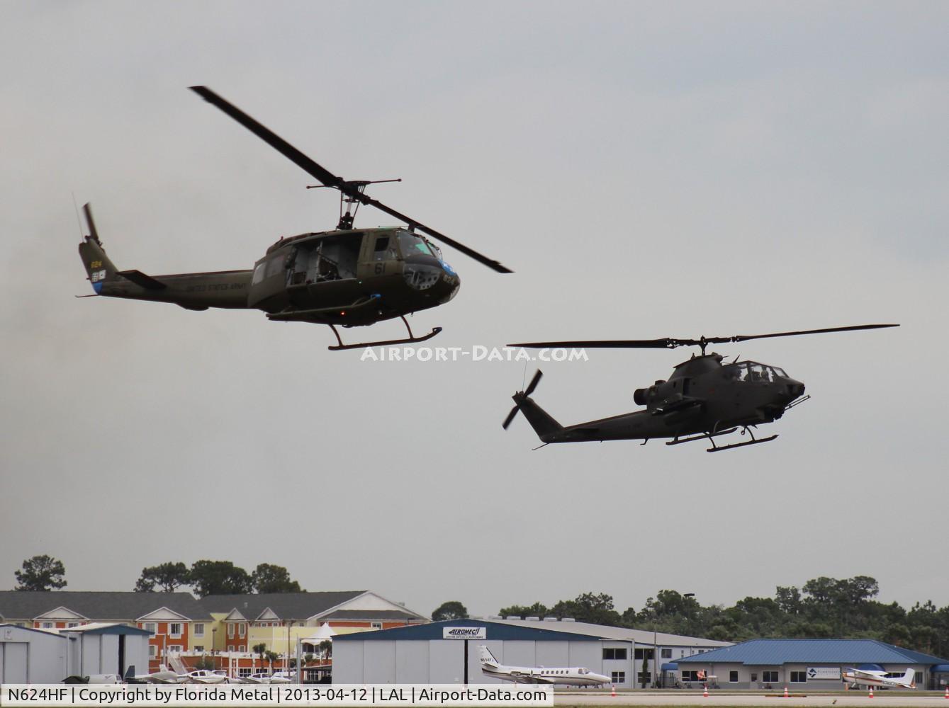 N624HF, 1966 Bell UH-1D Iroquois C/N 8819, UH-1 Huey with AH-1 Cobra