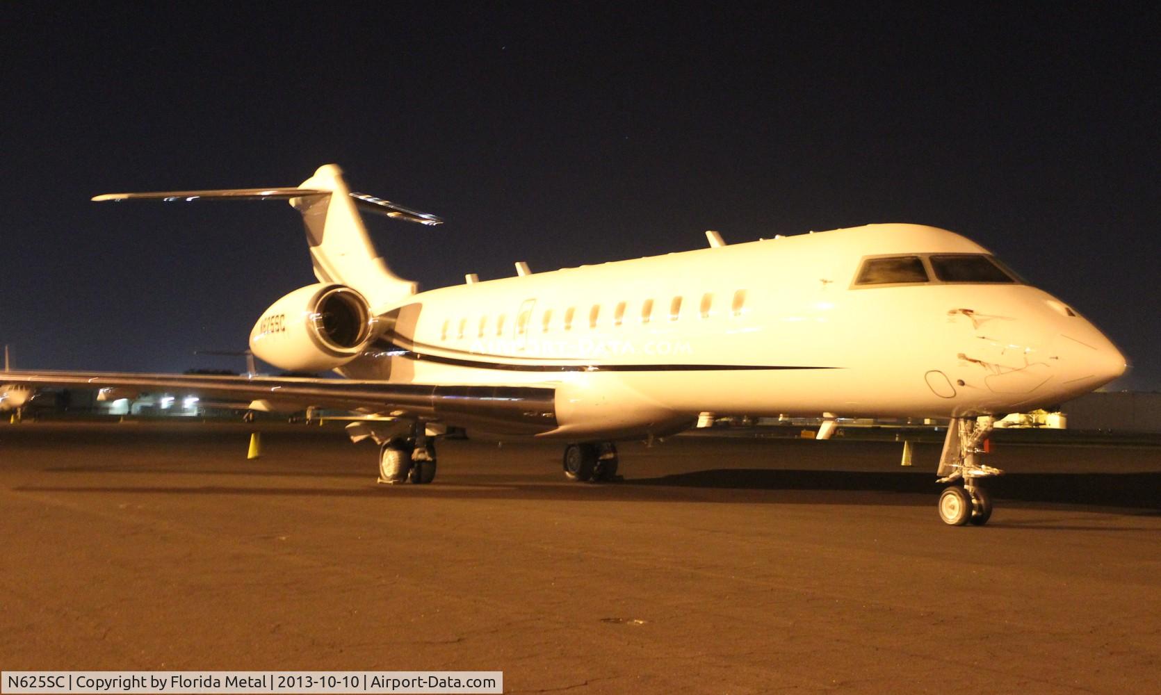 N625SC, 2002 Bombardier BD-700-1A10 Global Express C/N 9108, Global Express