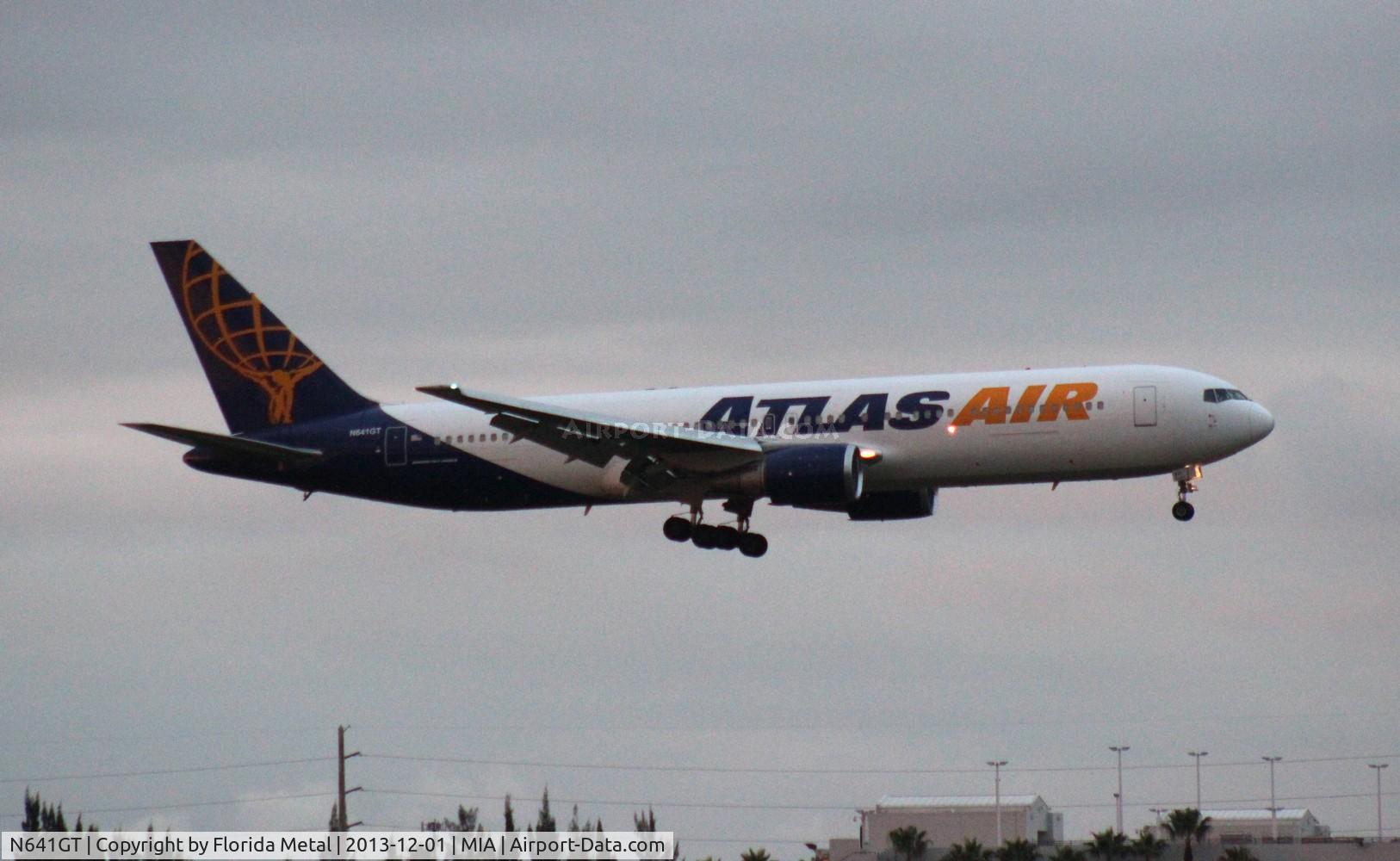 N641GT, Boeing 767-38E C/N 25132, Atlas Air 767-300