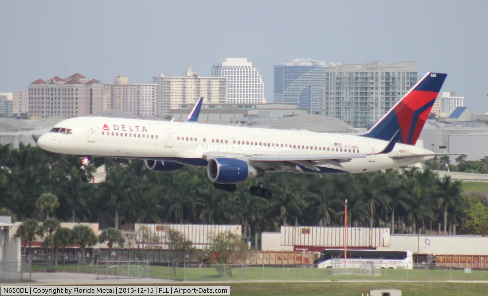 N650DL, 1989 Boeing 757-232 C/N 24390, Delta 757-200