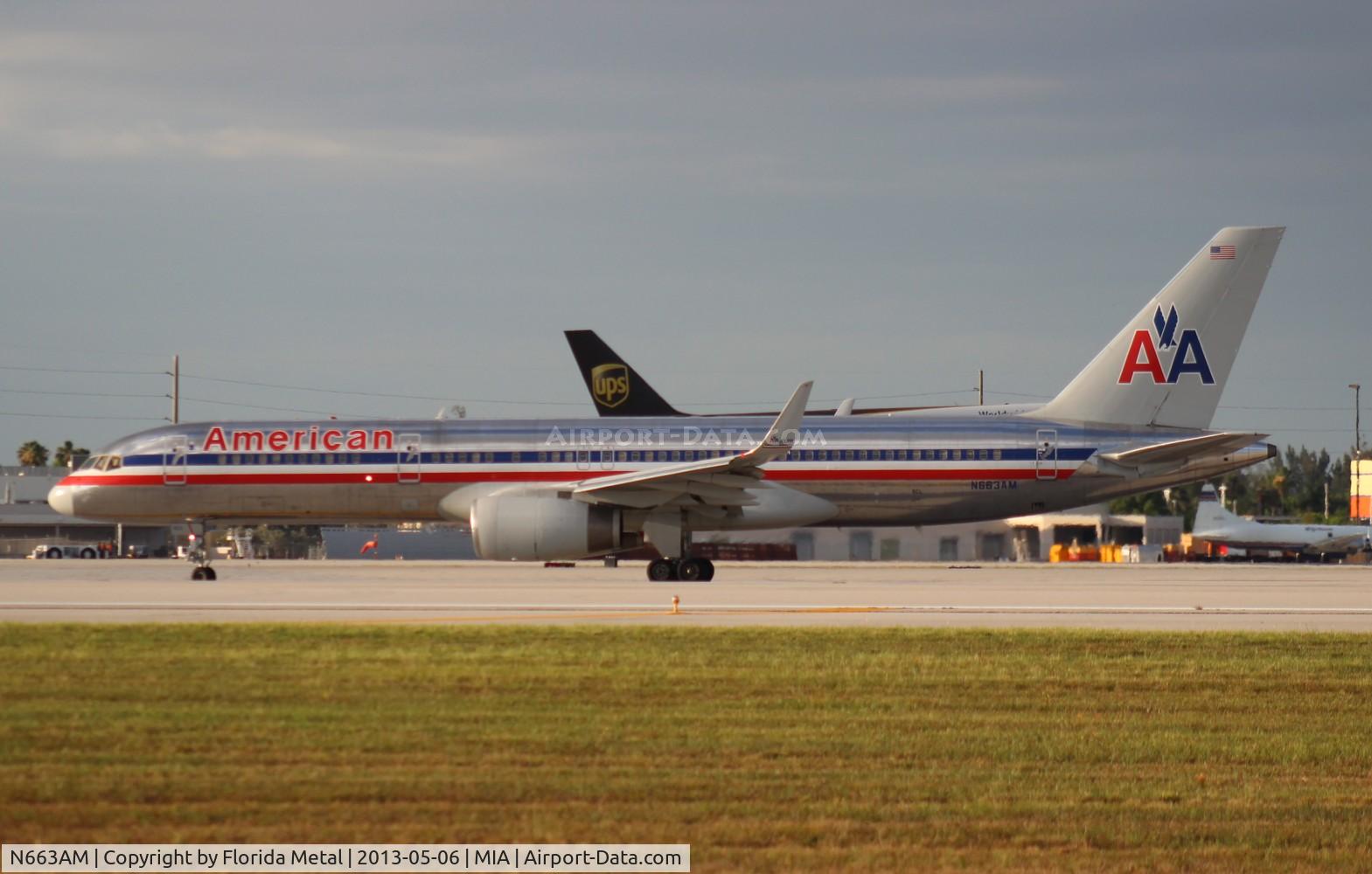 N663AM, 1992 Boeing 757-223 C/N 25297, American 757-200