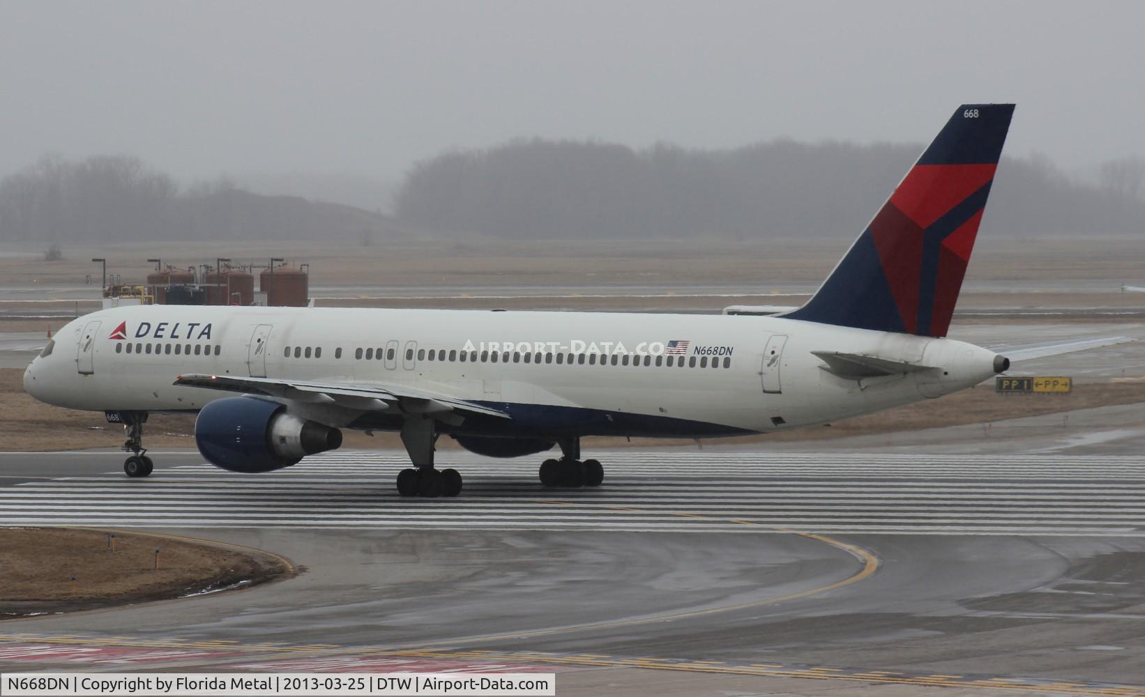 N668DN, 1991 Boeing 757-232 C/N 25141, Delta 757-200