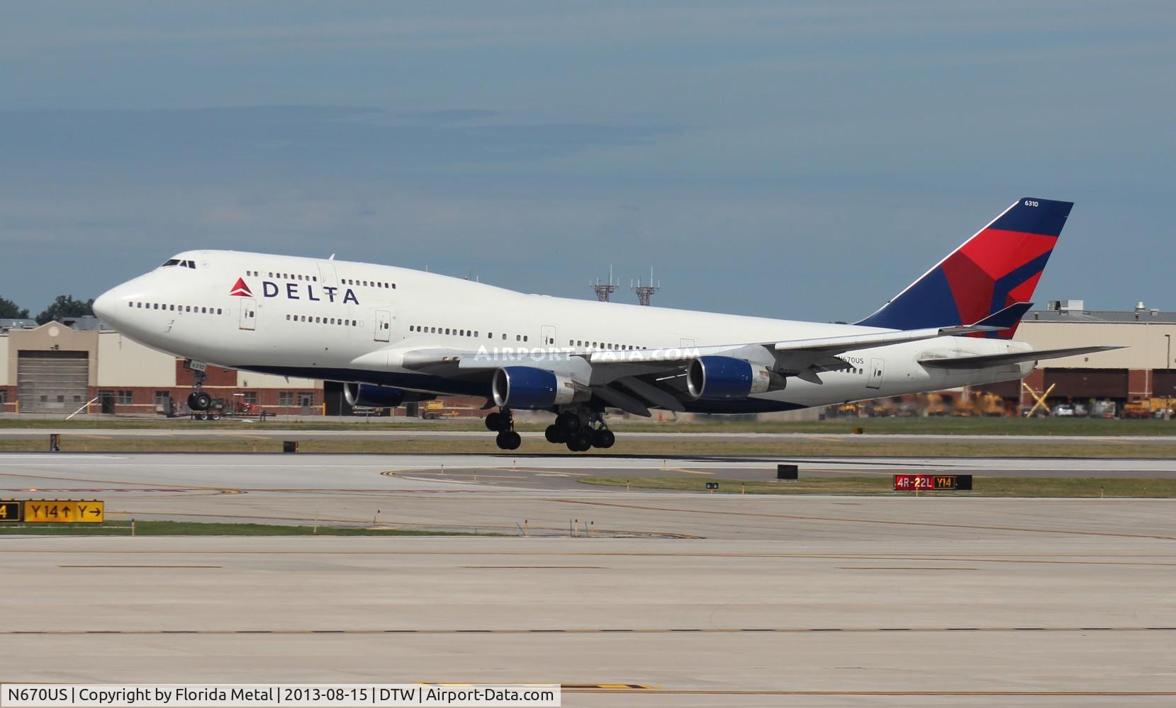 N670US, 1990 Boeing 747-451 C/N 24225, Delta 747-400
