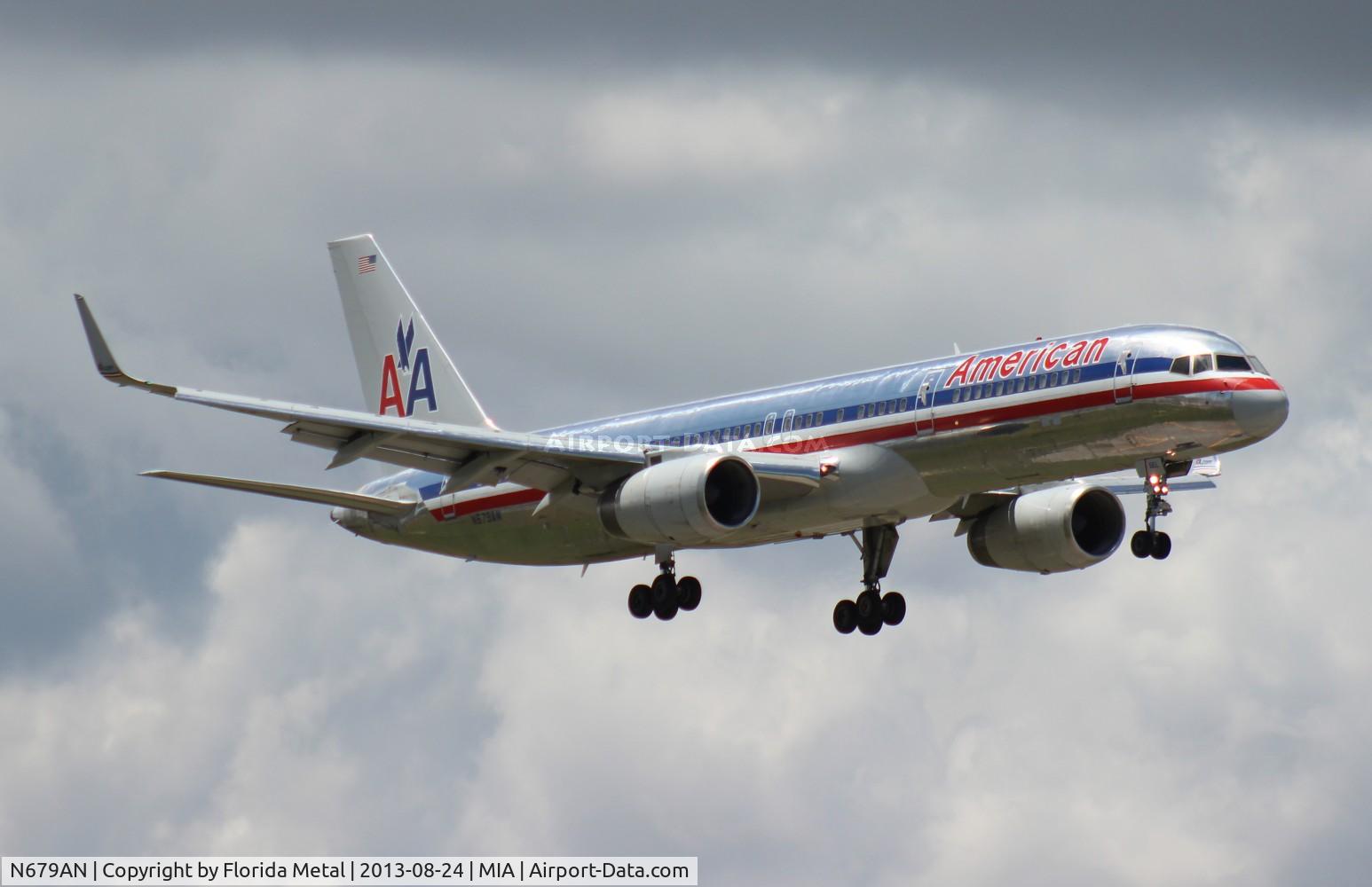 N679AN, 1999 Boeing 757-223F C/N 29589, American 757-200