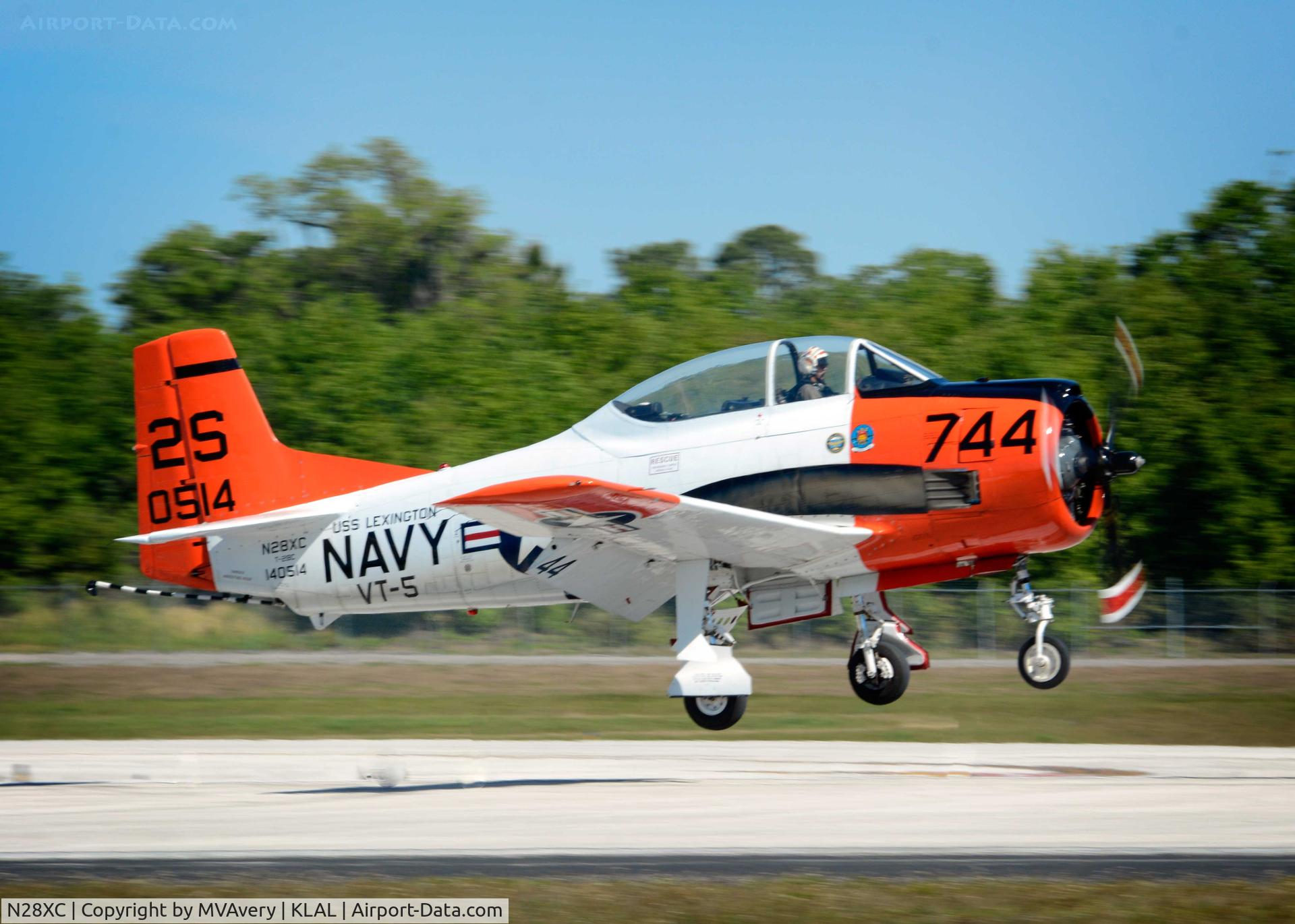 N28XC, 1954 North American T-28C Trojan C/N 226-91 (140514), 2014 Sun n Fun