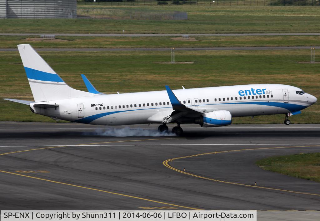 SP-ENX, 2001 Boeing 737-8Q8 C/N 30627, Landing rwy 14R now with fitted winglets...