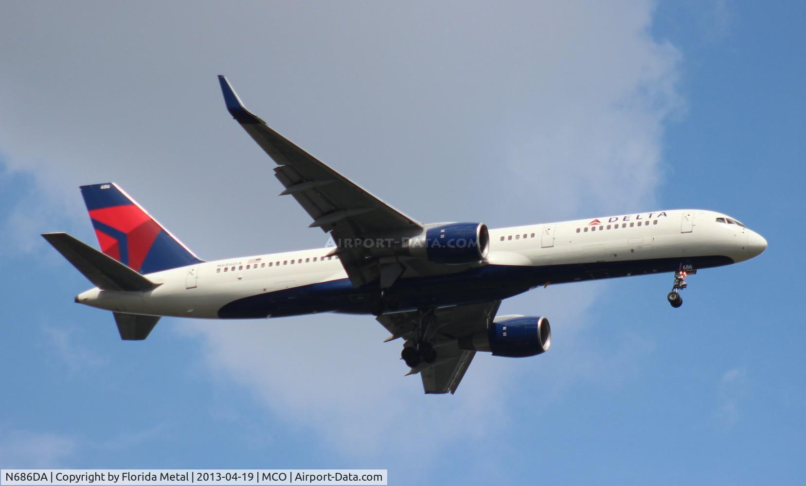N686DA, 1995 Boeing 757-232 C/N 27589, Delta 757-200