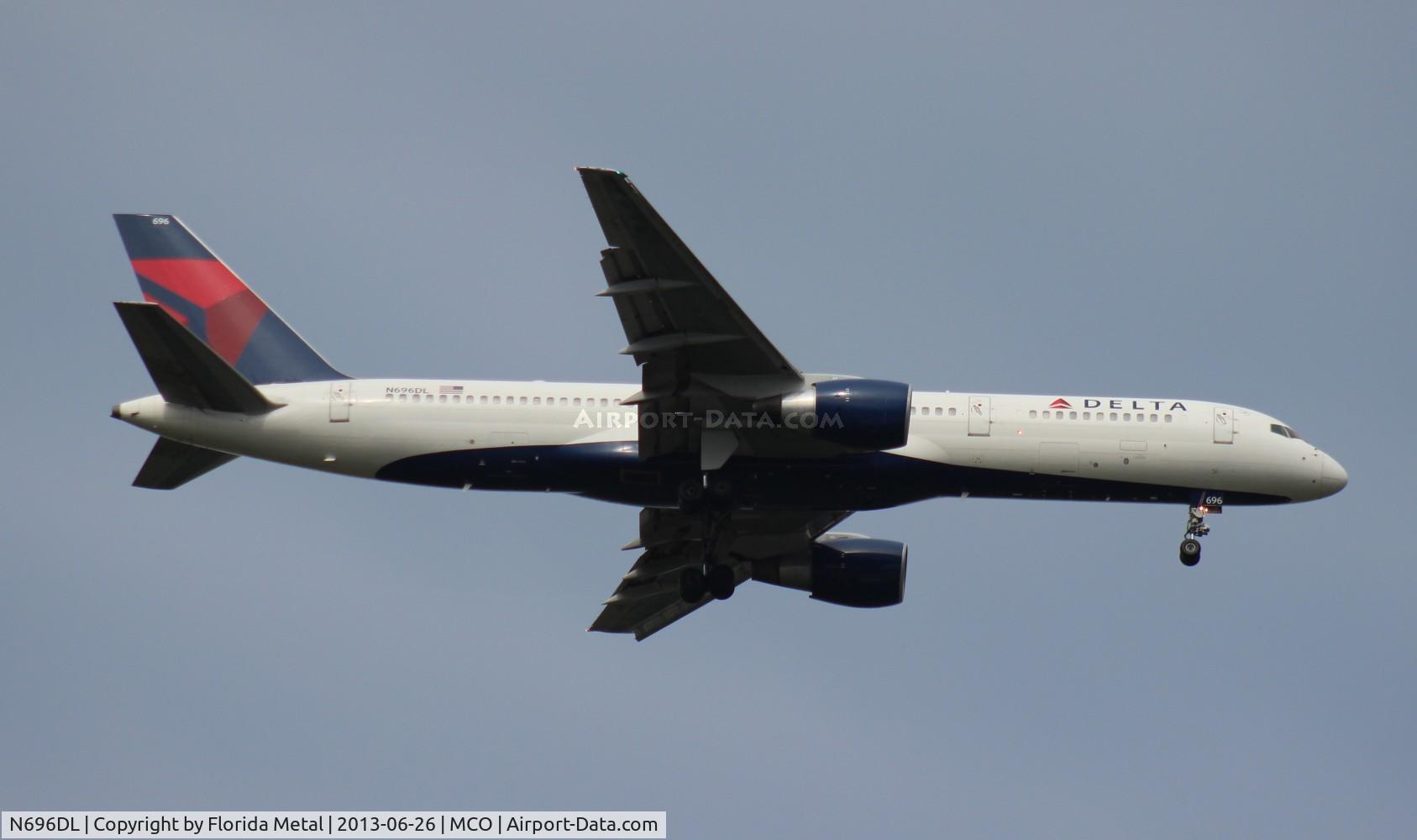 N696DL, 1999 Boeing 757-232 C/N 29728, Delta 757-200