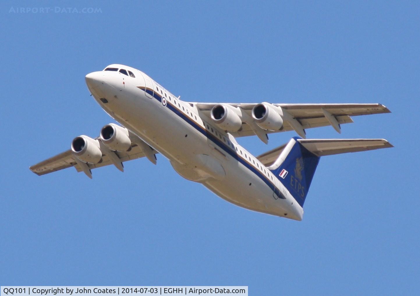 QQ101, 2000 British Aerospace Avro 146-RJ100 C/N E3368, Training from Boscombe Down