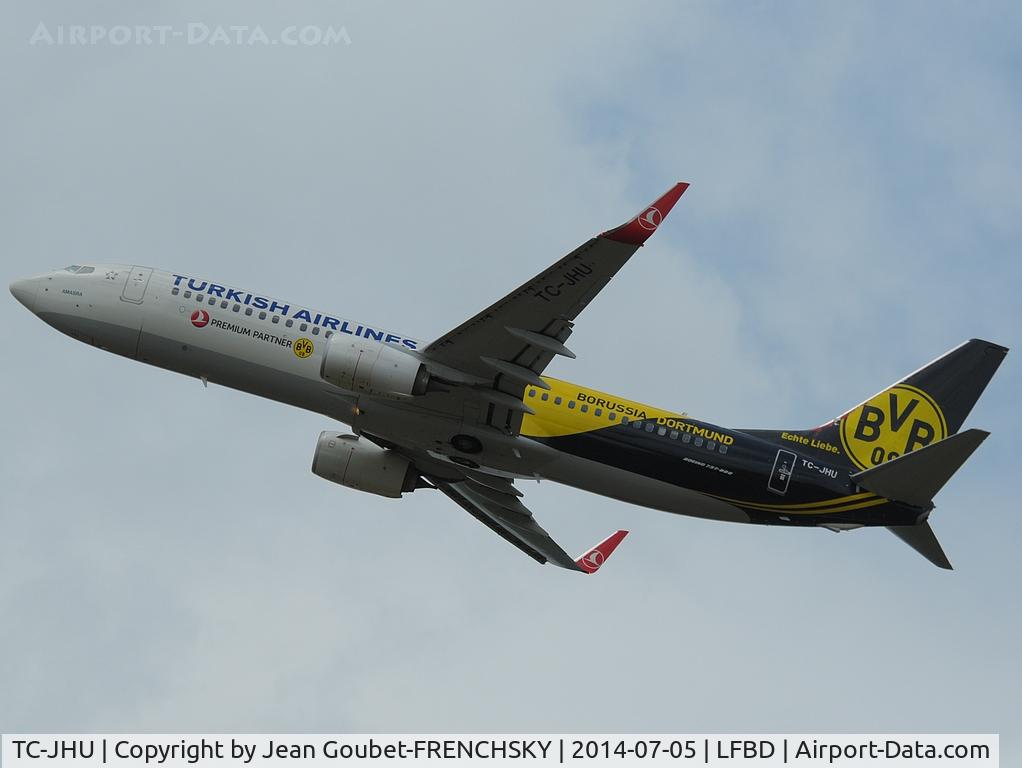 TC-JHU, 2013 Boeing 737-8F2 C/N 42002, take 23 off to Istanbul