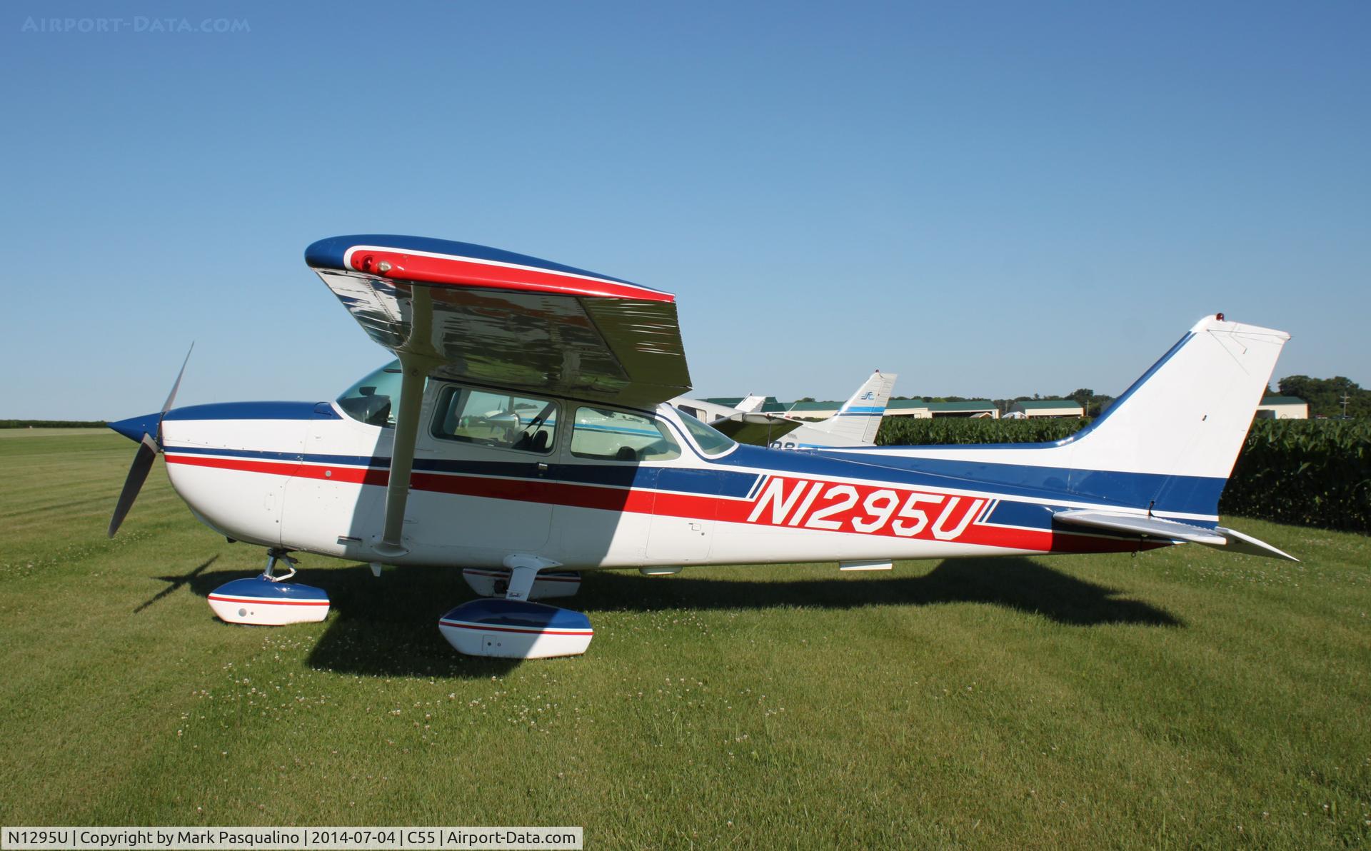 N1295U, 1976 Cessna 172M C/N 17266989, Cessna 172M