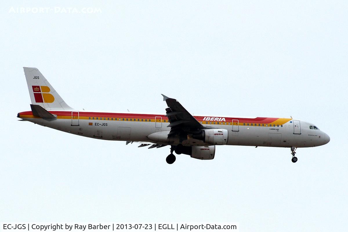 EC-JGS, 2005 Airbus A321-211 C/N 2472, Airbus A321-211 [2472] (Iberia) Home~G 23/07/2013. On approach 27L.