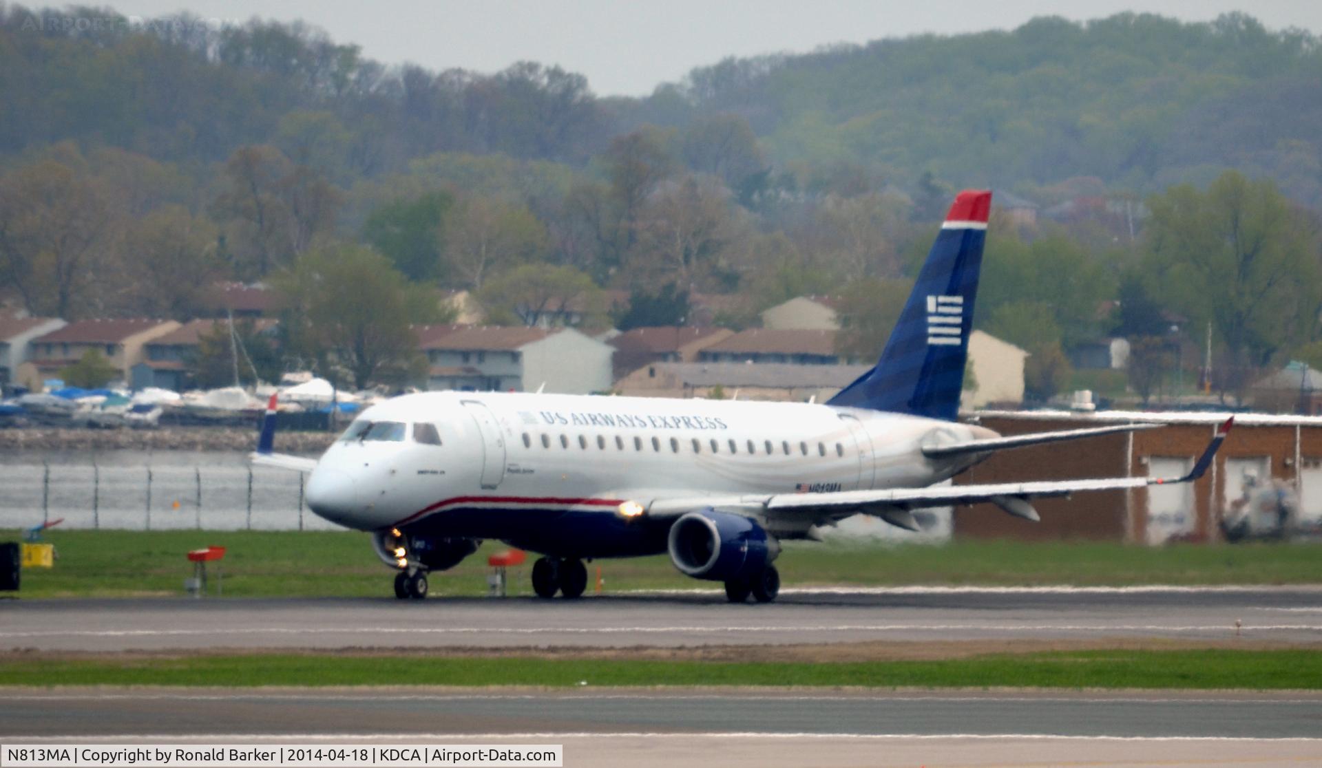 N813MA, 2004 Embraer 170SU (ERJ-170-100SU) C/N 17000031, Takeoff National Airport