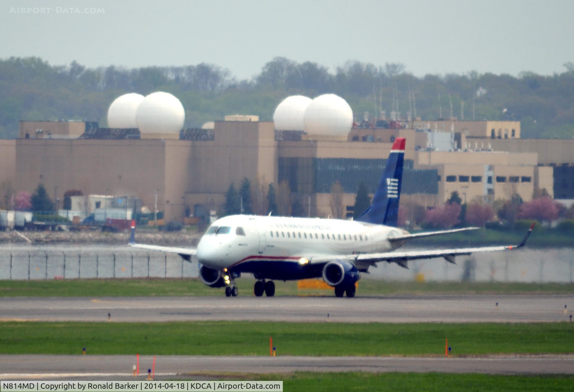 N814MD, 2004 Embraer 170SU (ERJ-170-100SU) C/N 17000033, Takeoff National Airport