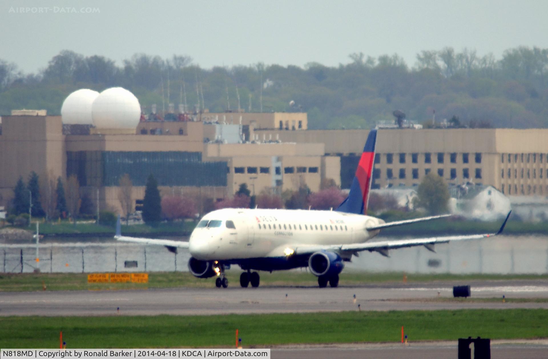 N818MD, 2004 Embraer 170SU (ERJ-170-100SU) C/N 17000039, Takeoff National Airport