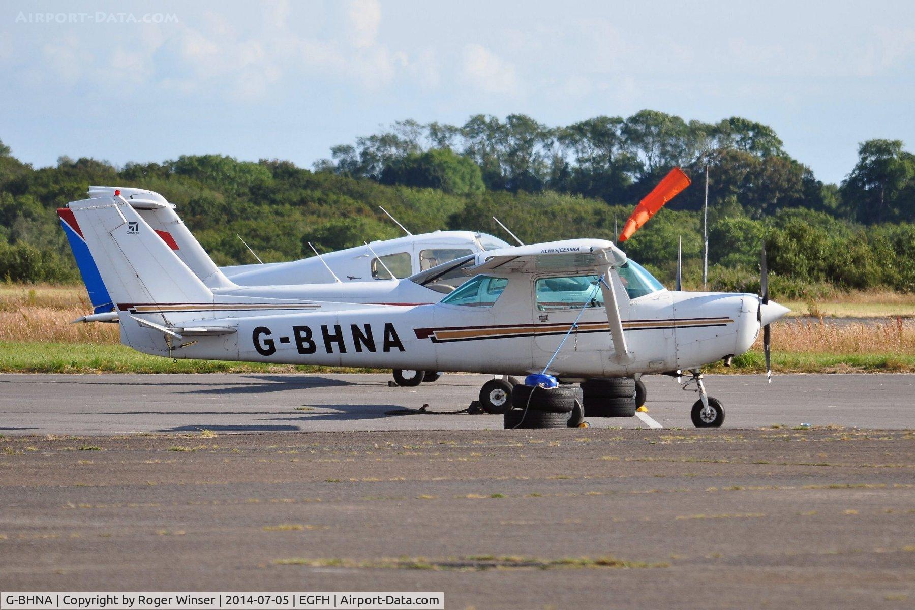G-BHNA, 1980 Reims F152 C/N 1683, Visiting Reims/Cessna F152.