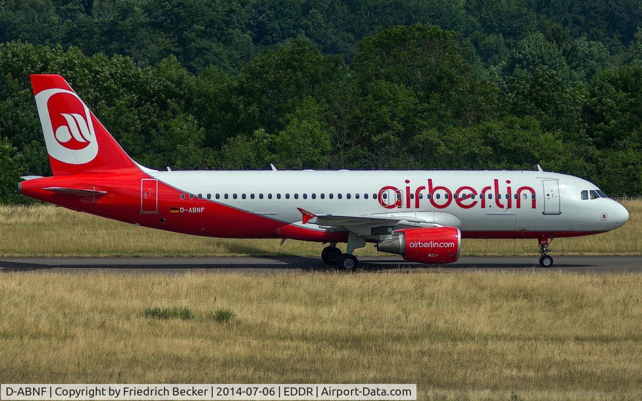 D-ABNF, 2003 Airbus A320-214 C/N 1961, taxying to the gate