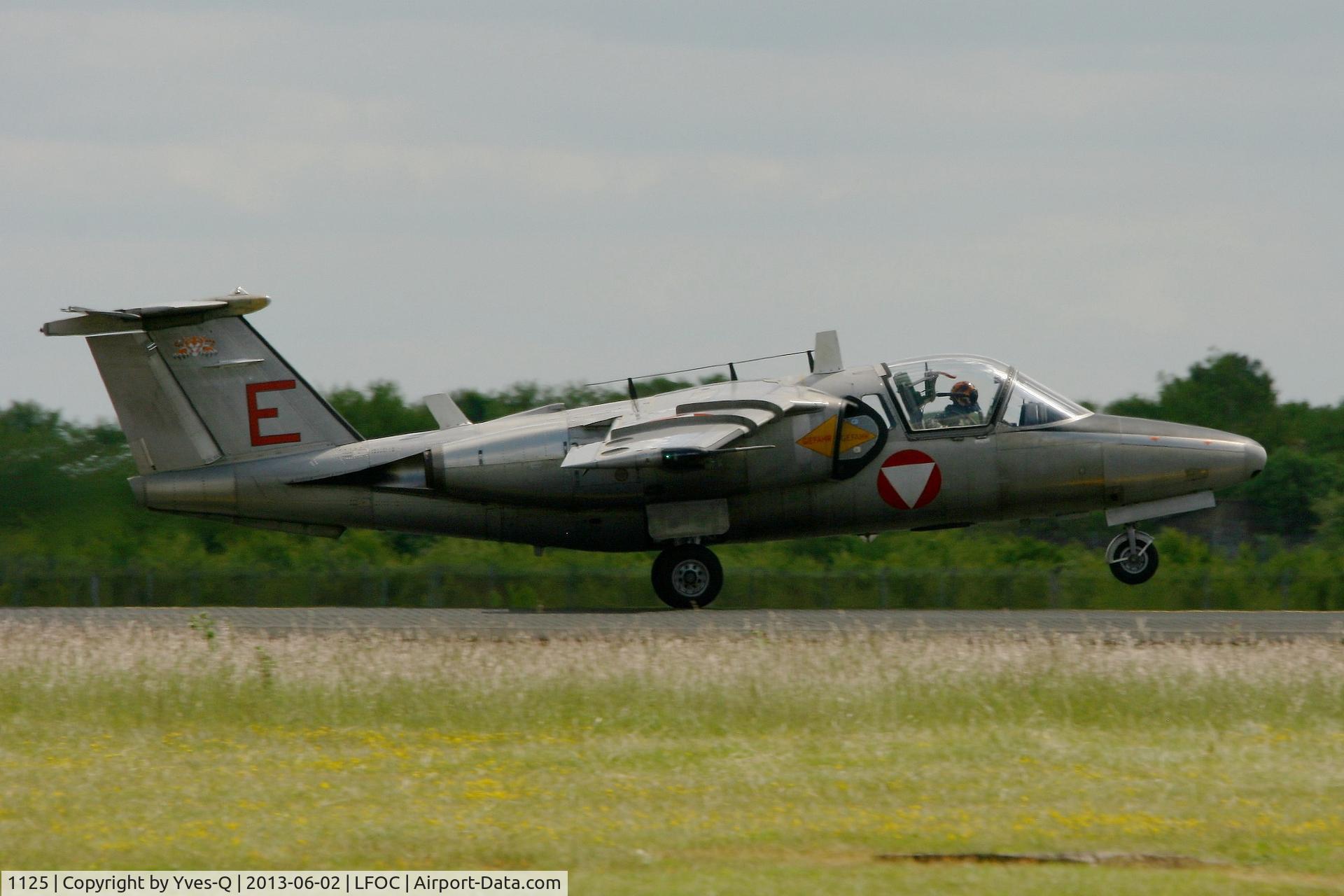 1125, Saab 105OE C/N 105425, Austrian Air Force Saab 105OE, Landing rwy 28, Châteaudun Air Base 279 (LFOC) Open day 2013